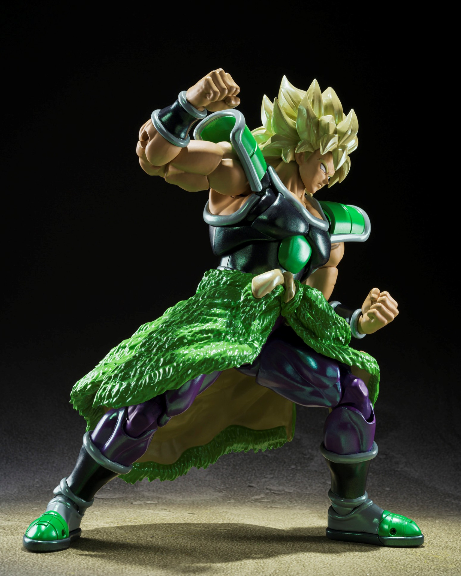 New store broly figure